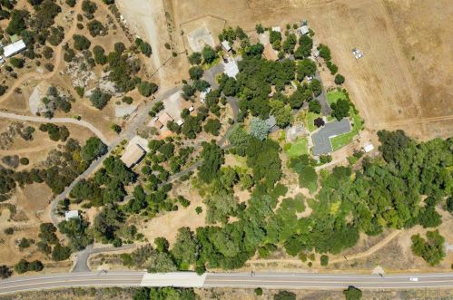 4209 Alpine Blvd, Alpine CA  91901-2312 exterior