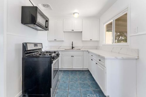 1940 Wallace Ct, San Bernardino CA  92408-3017 exterior