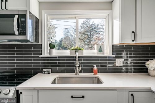 160 Metka Rd, Collegeville PA  19473-1632 exterior