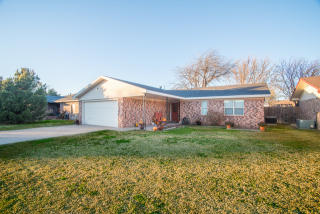 5708 2nd St, Lubbock, TX 79416-1504