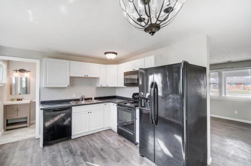 99 Ter Park Blvd, Brookville OH  45309-1630 exterior