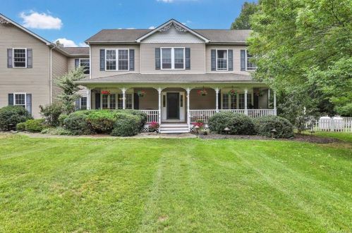 150 Otter Rd, Camp Bell Hall, NY 10916-3103
