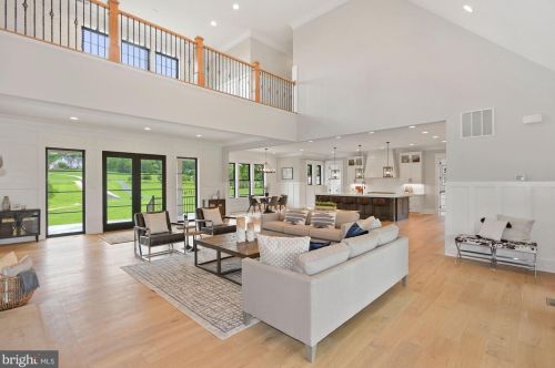 16067 Waterford Creek Cir, Hamilton VA  20158-3336 exterior