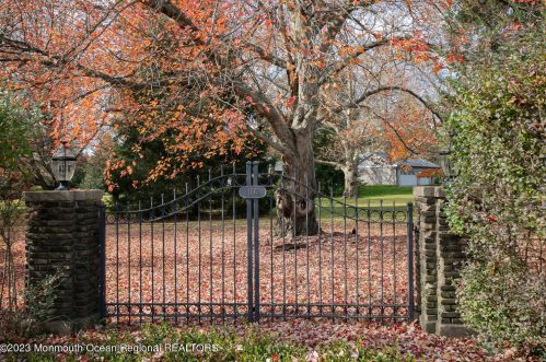 166 Rumson Rd, Locust NJ  07760-1033 exterior