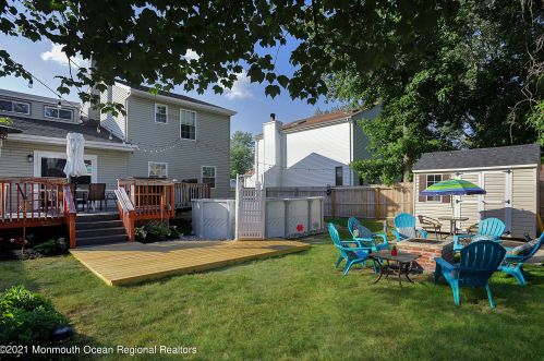 458 Center Ave, Middletown NJ  07748-5369 exterior