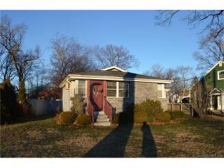 183 Whiting St, Plainville, CT 06062-2847