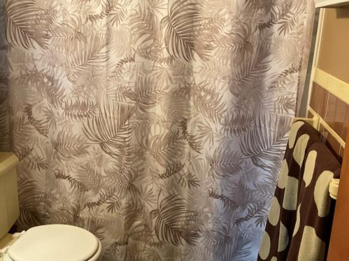 135 Clubvue Dr, Pittsburgh PA  15122-1923 exterior