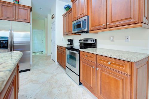 519 Laurel Rd, Nokomis FL  34275-5243 exterior