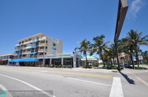 320 4 Ave, Delray Beach FL  33444-2717 exterior