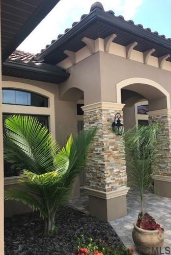 33 Cleveland Ct, Palm Coast, FL 32137-8925