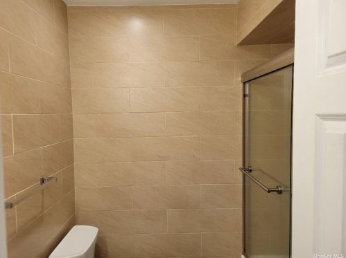 233 Post Ave, Westbury NY  11590-3043 exterior