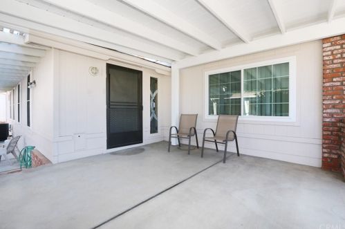 5200 Irvine Blvd, Irvine CA 92620-2013 exterior