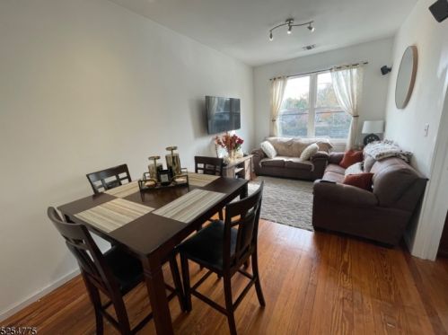 22 Willowdale Ave, Montclair NJ  07042-4605 exterior