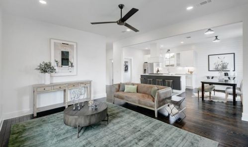 4703 Delores Ave, Austin TX 78721-2001 exterior