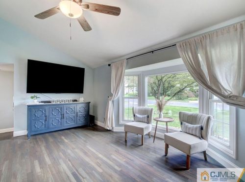 67 Hilltop Blvd, East Brunswick NJ  08816-2837 exterior