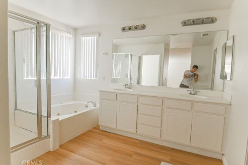 1608 Chamberlin Creek Way, Perris CA  92571-3741 exterior