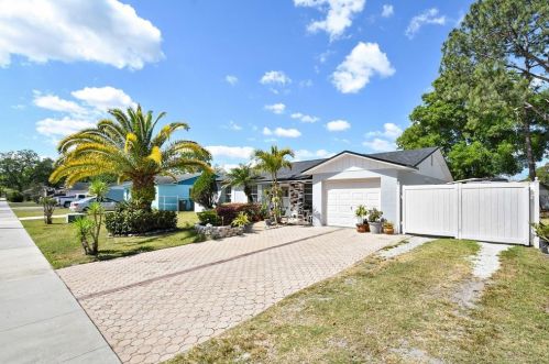 2948 Slippery Rock Ave, Orlando, FL 32826-3422