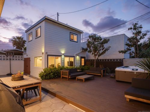 2420 Upas St, San Diego CA  92104-4049 exterior