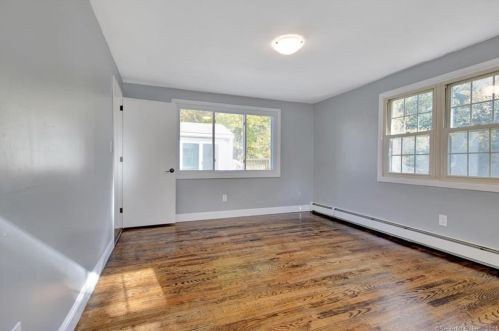 1300 Spindle Hill Rd, Waterbury CT  06716-1223 exterior