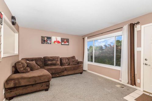 104 Whippoorwill Dr, New Haven OH  45030-1437 exterior