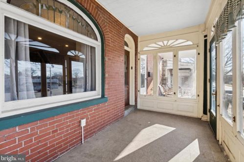 384 Hanover St, Pottstown, PA 19464-5387