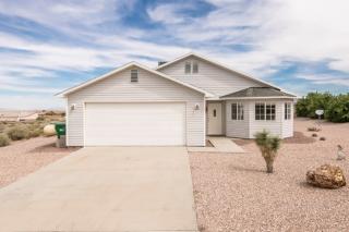 7143 Alvarado Dr, Kingman, AZ 86401-9455