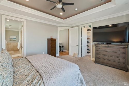 2054 Zinfandel Ct, Vacaville CA  95688-2829 exterior