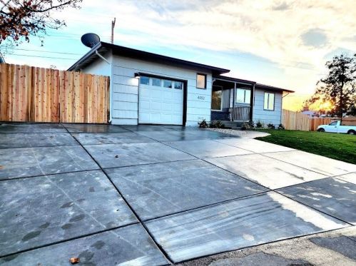 4052 Cornelia Way, North Highlands CA  95660-4452 exterior