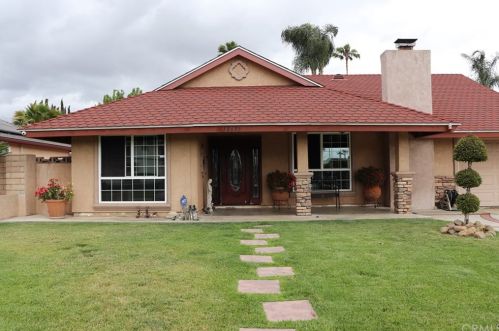 12695 Santa Ana Pl, Chino CA  91710-3228 exterior