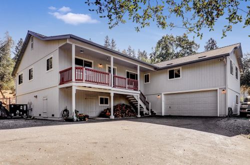 17155 Oscar Dr, Grass Valley CA  95949-7220 exterior