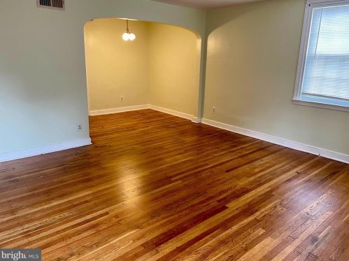 115 Arlington Ave, Camden NJ  08107-1901 exterior