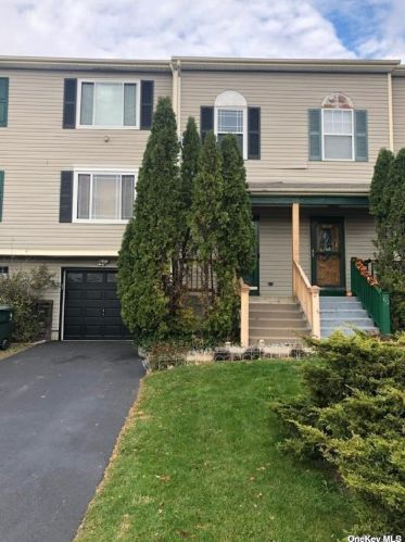 62 Evan Rd, Warwick, NY 10990-4019