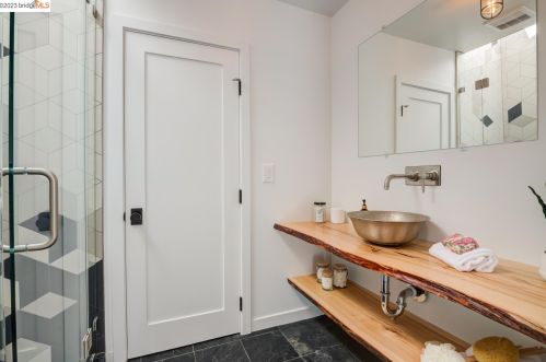 1618 Grant St, Berkeley CA  94703-1315 exterior