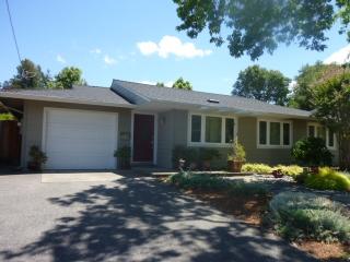 1139 Judson Dr, Mountain View CA  94040-2312 exterior