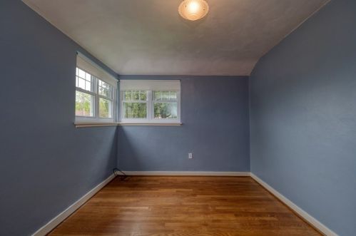 7240 Shannon Rd, Verona PA  15147-2048 exterior