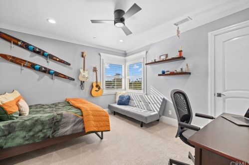 1921 Windward Ln, Newport Beach CA  92660-3816 exterior