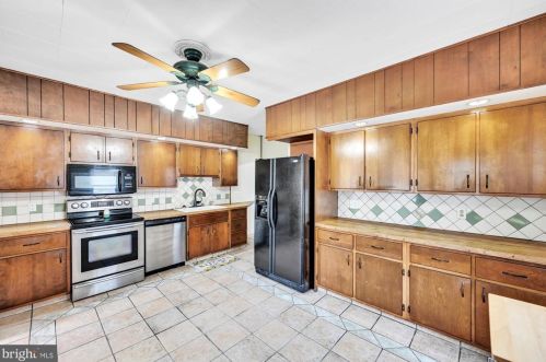 408 Orch Ave, Schuylkill Haven PA  17972-1823 exterior