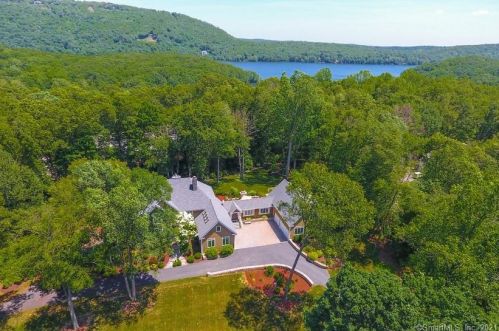5 Shelter Cove Rd, Sherman, CT 06784-2725