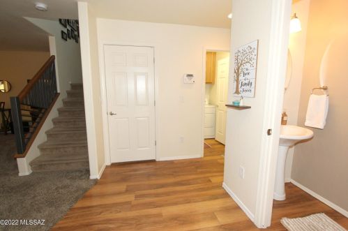 2766 Leafwing Dr, Tucson, AZ 85741-5271