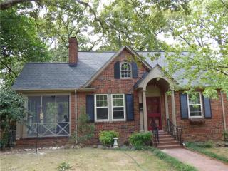 202 Waverly Way, Greensboro, NC 27403-1622
