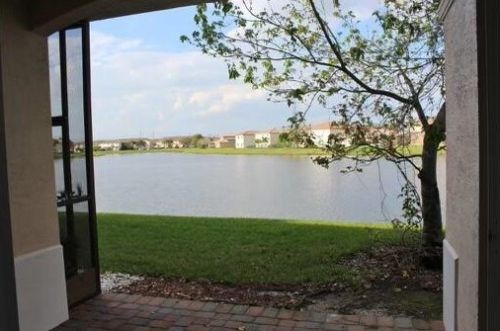 2117 Cape Cod Dr, Fort Pierce, FL 34953-4567