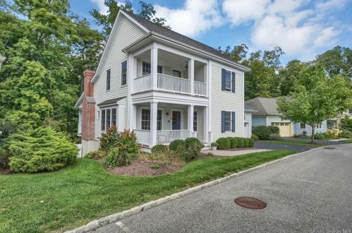 11 Long House Rd, Warwick, NY 10990-3568