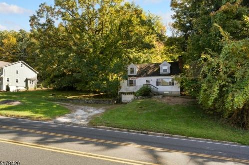230 Sparta Ave, Sparta NJ  07871-1767 exterior