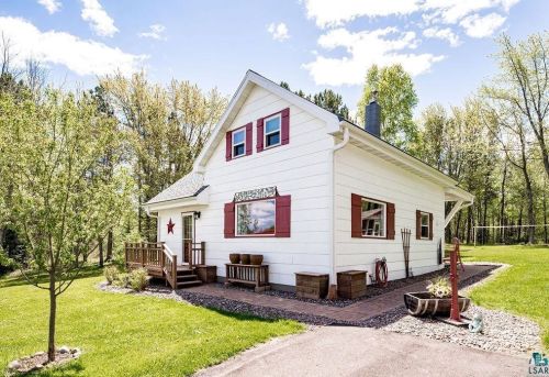 48 Kangas Rd, Esko, MN 55733-9721