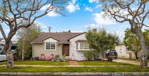 1932 Montair Ave, Long Beach CA  90815-3011 exterior