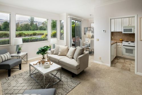 8011 Pinot Noir Ct, San Jose, CA 95135-1433