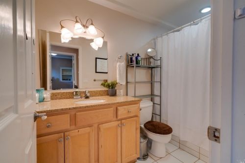 427 Myrtle Ct, Benicia CA  94510-1451 exterior