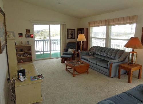 58 Havenview Ln, Oceanside CA  92056-4831 exterior