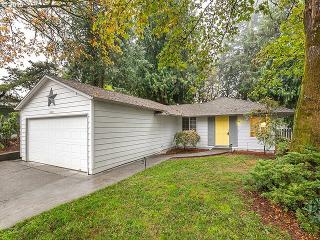 10031 50th Ave, Portland, OR 97219-5812