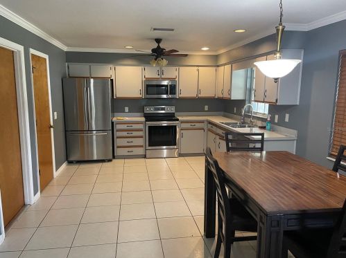 6417 Dartmouth Rd, Lakeland, FL 33809-5606